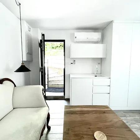 Opatija Studio Garden Oasis By The Beach Οπατία