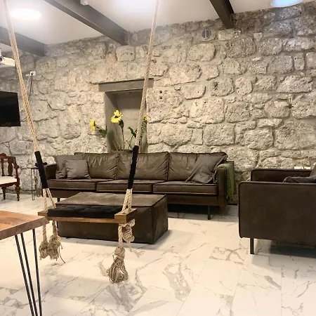 Artspace Location-opatija-3 Bedroom House With Rooftop Garden By * أوباتيا
