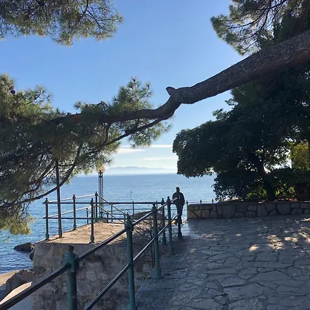 Διαμέρισμα Opatija Studio Garden Oasis By The Beach